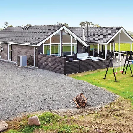 Amazing In With Sauna * 보겐세